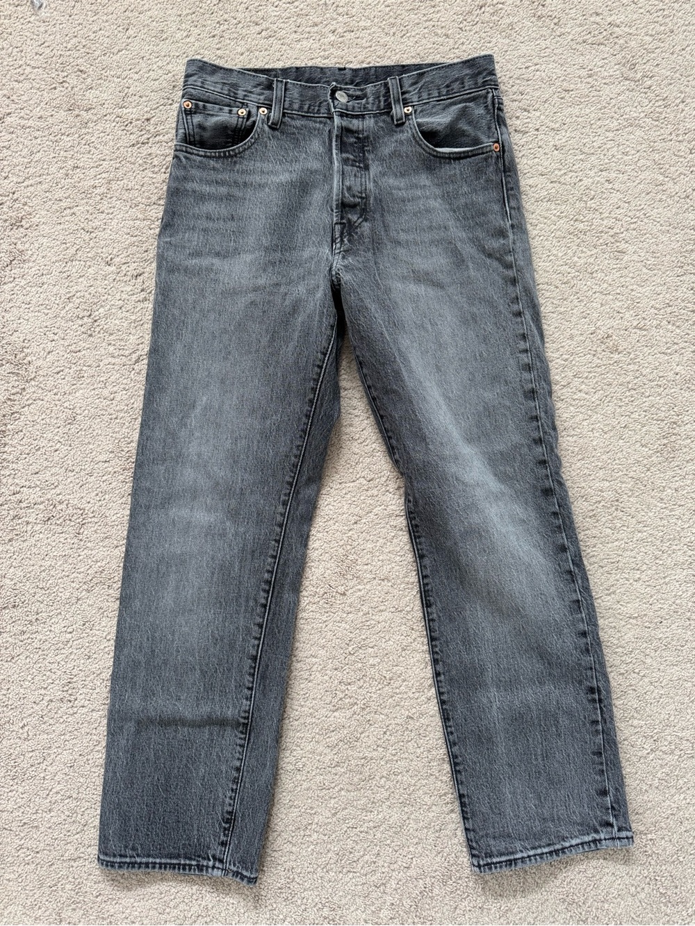 Levi's Women's Gray Straight-Leg Jeans
